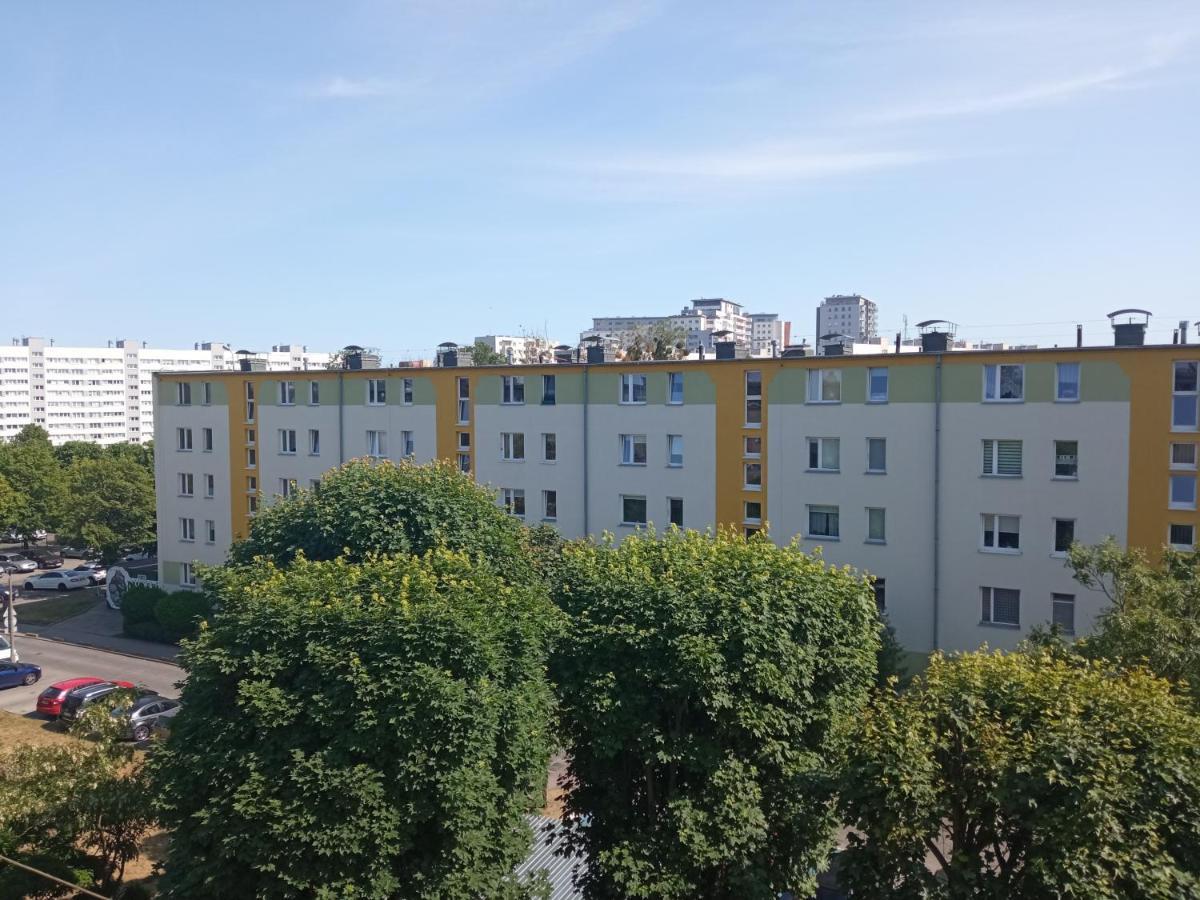 Kawalerka Blisko Morza Apartamento Gdańsk Exterior foto